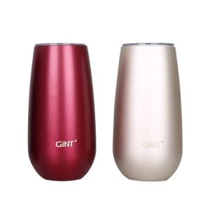 Bicchiere da caffè in acciaio inossidabile isolato con coperchio